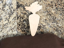 Load image into Gallery viewer, CARROT - Blank wood Cutout
